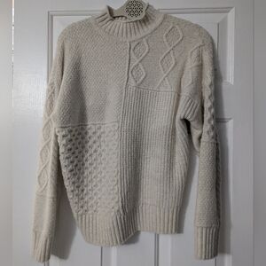 American Eagle Sweater - Size Small